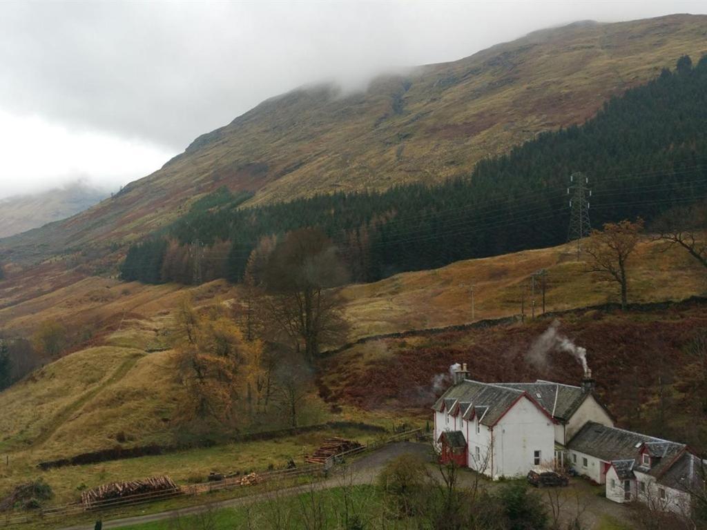 Inverardran House Bed And Breakfast Crianlarich Esterno foto